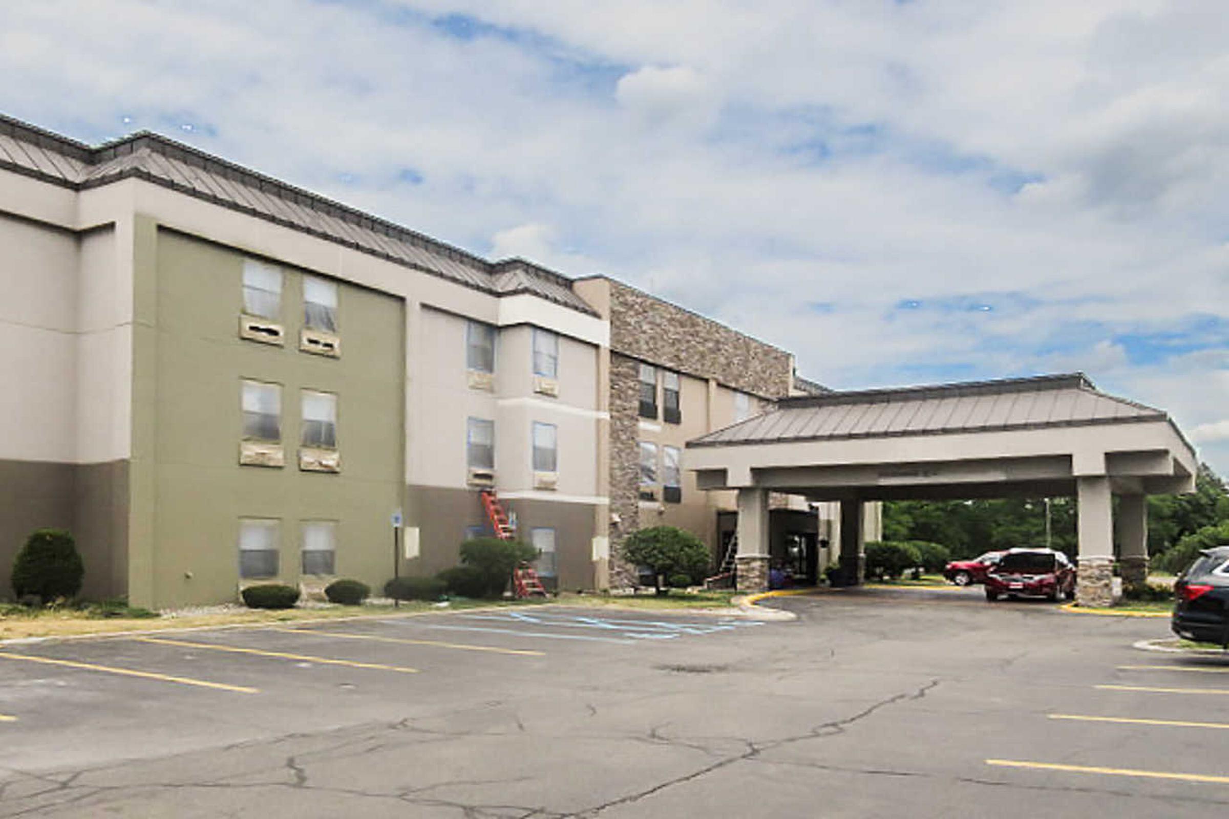 Comfort Inn Wings Stadium Kalamazoo Exterior photo